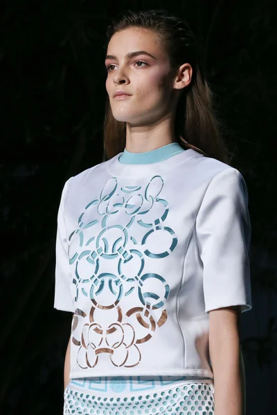 Look 40